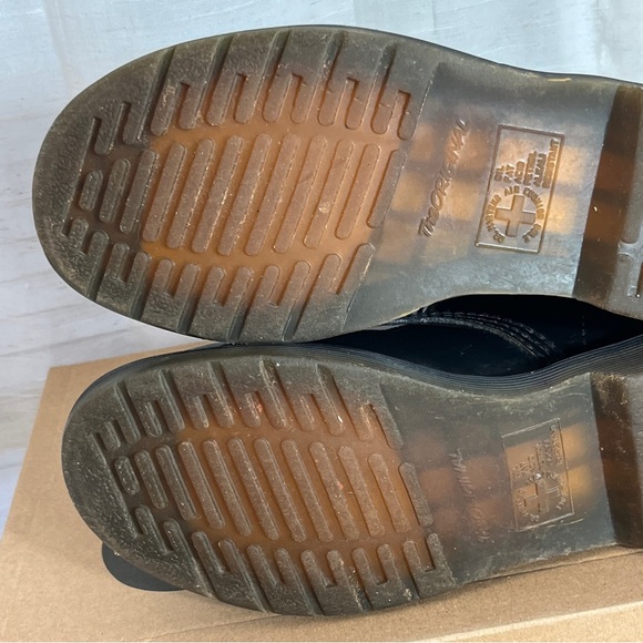 Dr Martens Womens 1460 Black Patented Leather Boots Size 8 Doc Marten - Picture 11 of 13